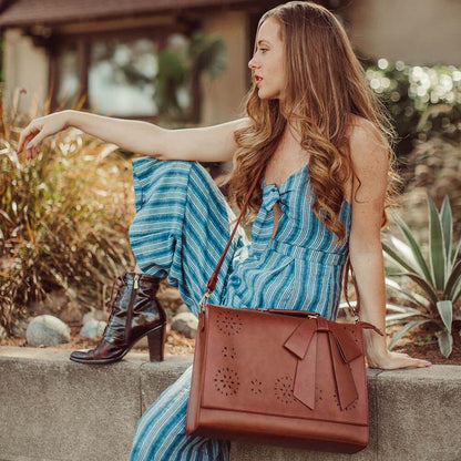 Elegante borsa a forma di papillon di Grace