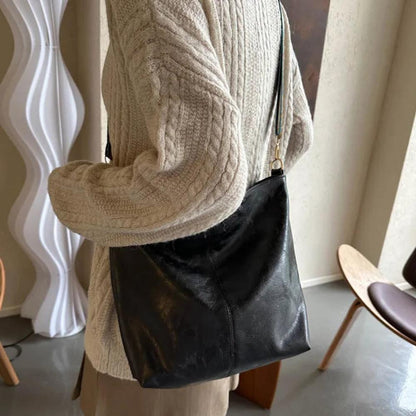 Chelsey's Vintage Charm | Borsa a tracolla in pelle 